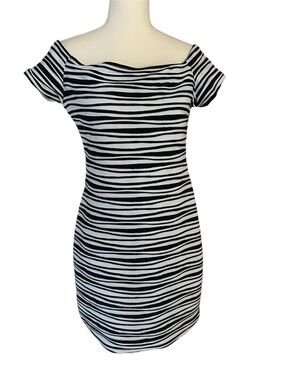 Brat Star Ribbed Striped Iff Shoulder BodyCon Dress
